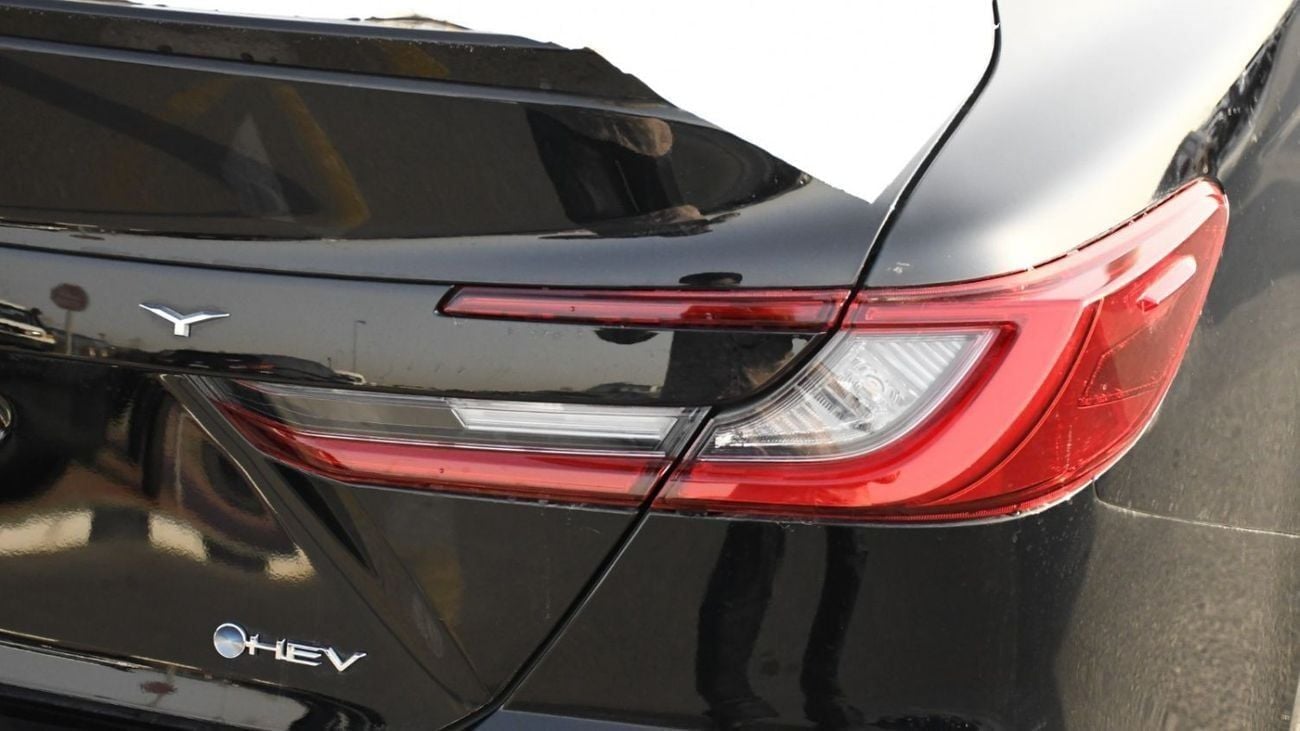 تويوتا كامري GLE 2.5L Hybrid 2025YM