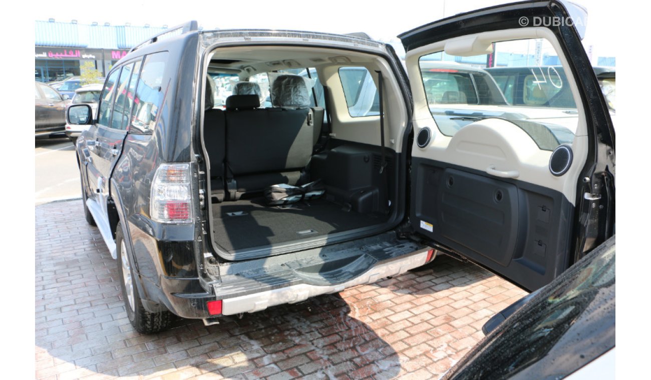 Mitsubishi Pajero 3.0L GLS V6 Petrol Automatic 5Door 2018 Full option (Export only)