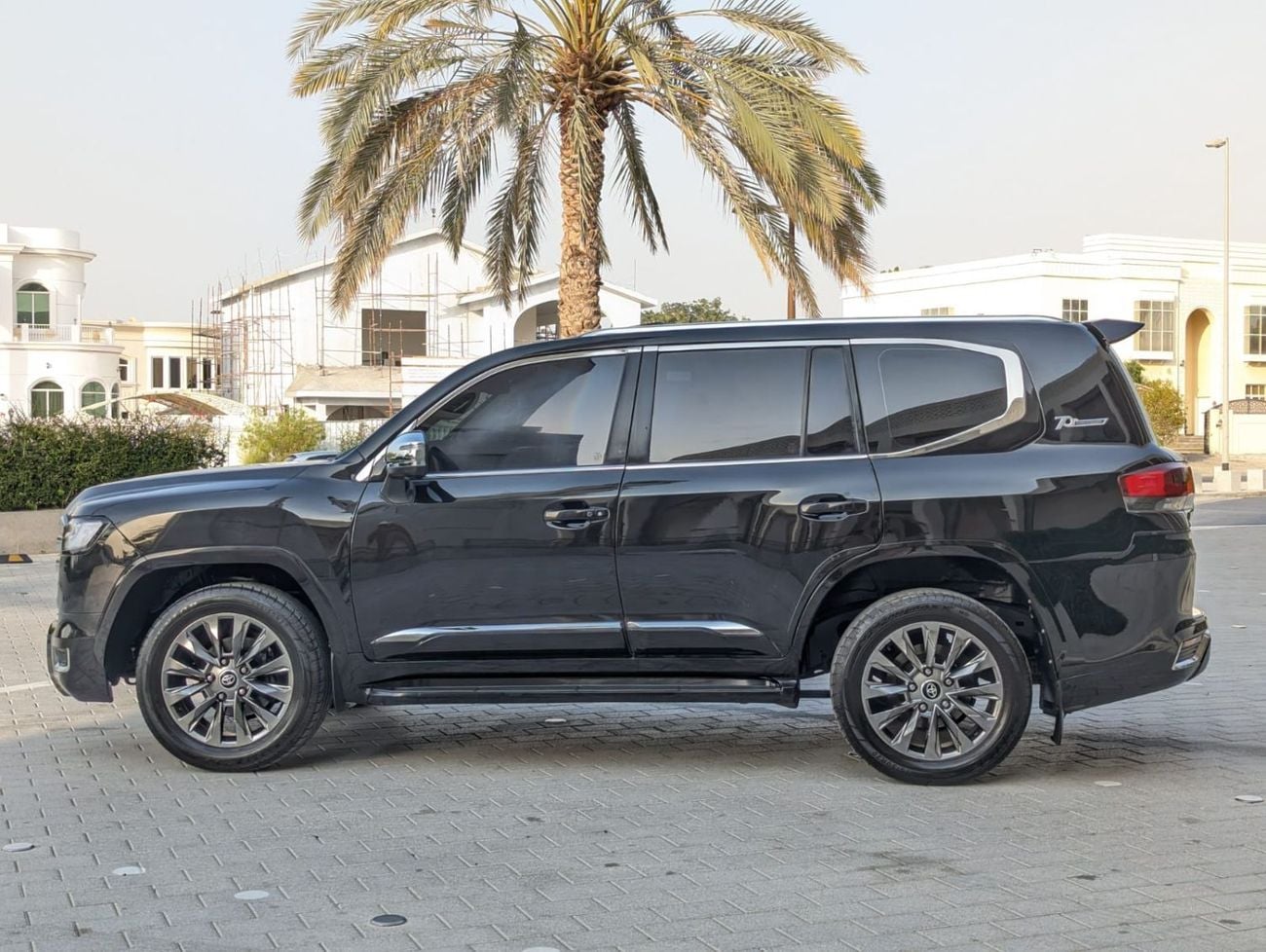 Toyota Land Cruiser Toyota Landcruiser 2015 LHD facelifted to 2025 black colour