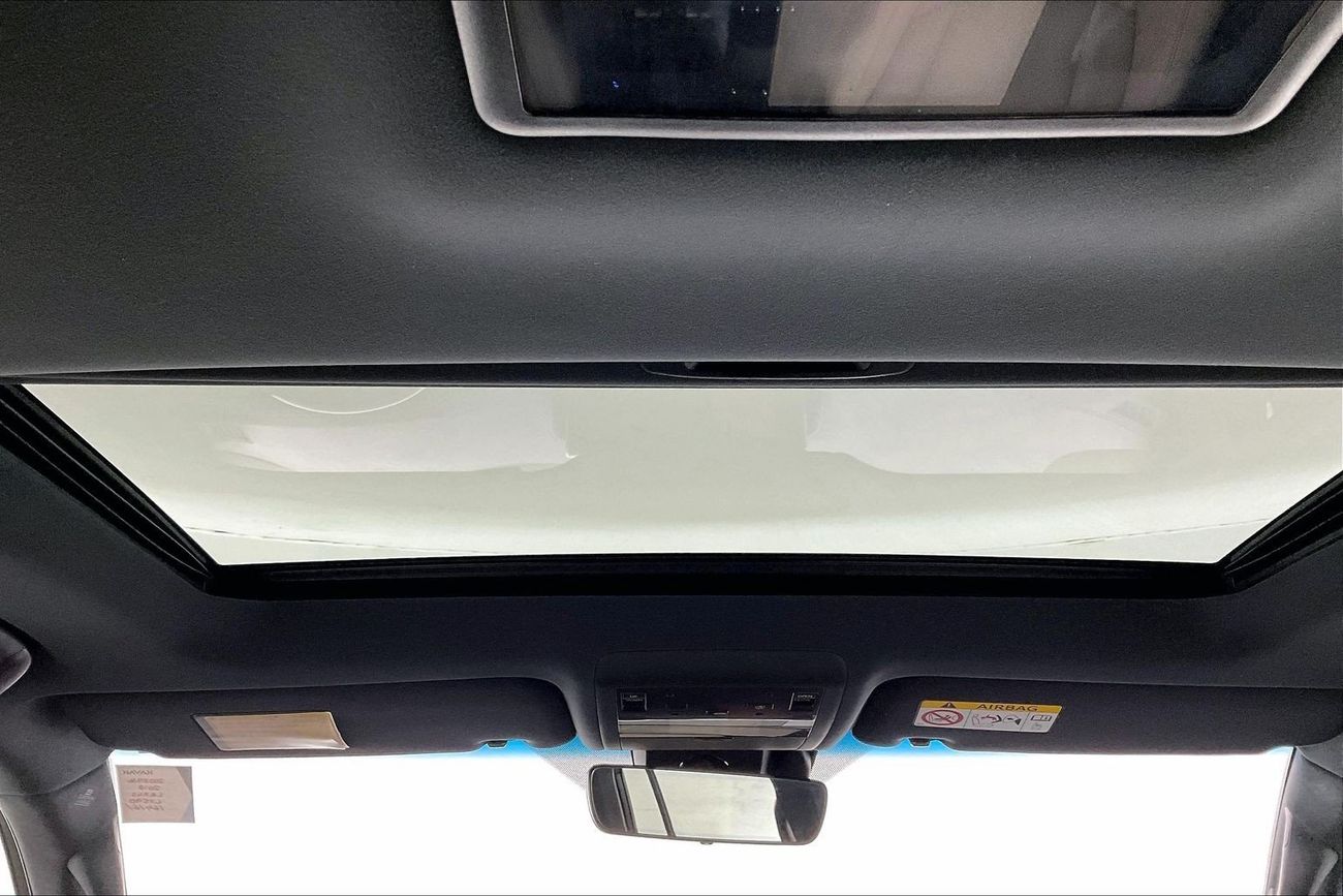 Lexus LX 570 Signature | National Day Celebration | Guaranteed Warranty | 0 Down Payment