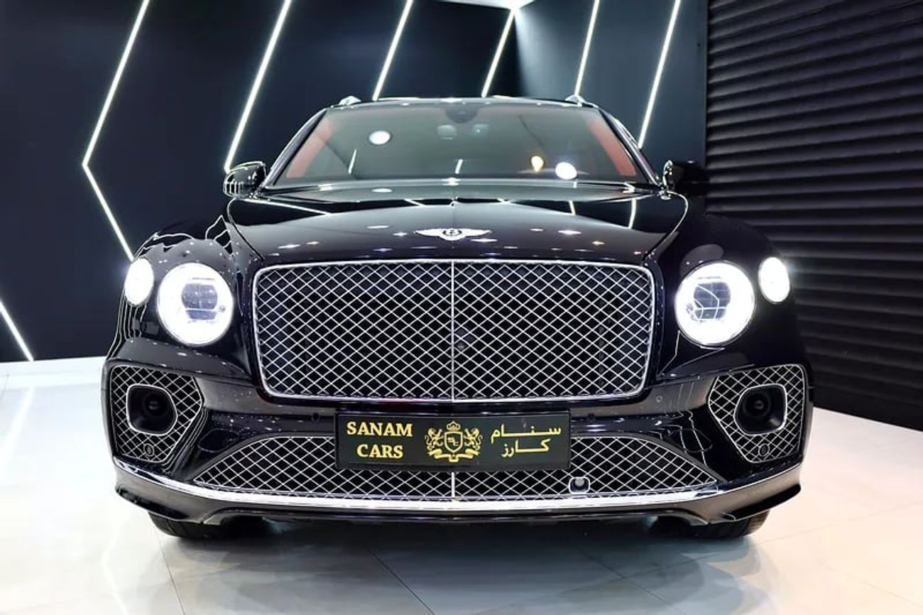 Bentley Bentayga V8, Mulliner Console Bottle Cooler, Rear Picnic Tables, Carbon Interior!!