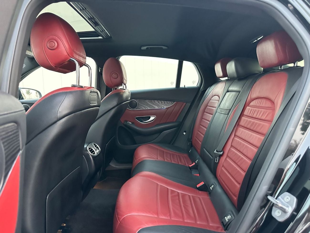 Mercedes Benz GLC250 AMG