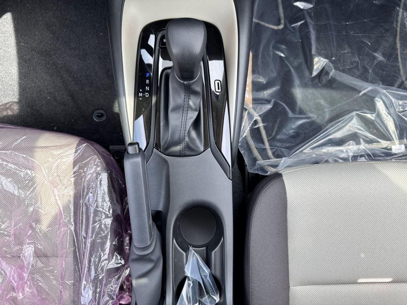 تويوتا كورولا Toy. COROLLA XLI -V 2.0L  Pet-A/T - 25YM - SUNRF / PUSH START