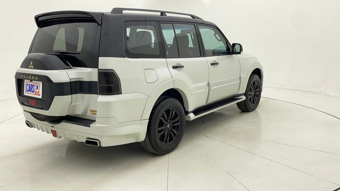 Mitsubishi Pajero GLS HIGH LINE SIGNATURE EDITION 3.8 | Zero Down Payment | Home Test Drive