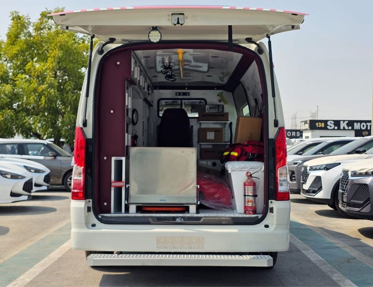 Toyota Hiace HIACE HIGHROOF AMBULANCE GL || 2.8L DIESEL V4 A/T (CODE # HRDAGLJ-M-AB)