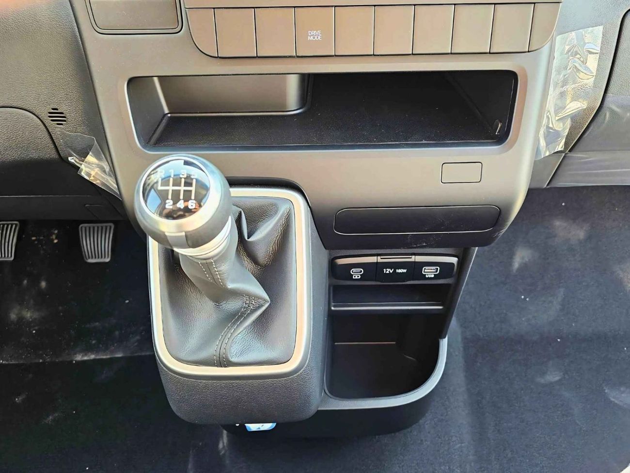 هيونداي ستاريا CARGO | 2.2L V4 DIESEL | MANUAL GEAR BOX | 2 STR (CODE # STCD)