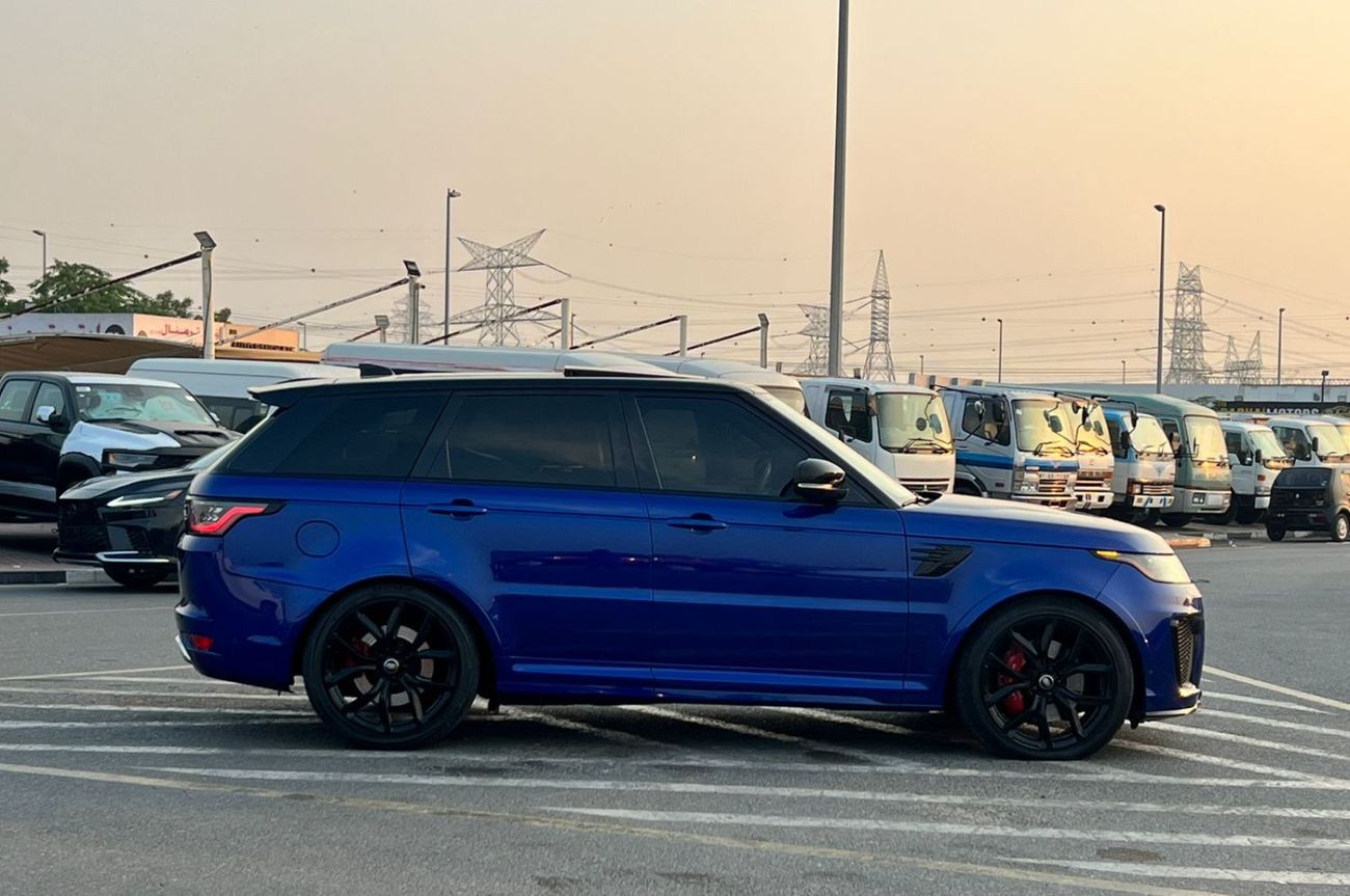 Land Rover Range Rover Sport 2019 Land Rover - Range Rover Sport SVR 5.0L V8 AWD Panoramic- Clean Title - Full Option - Very Well