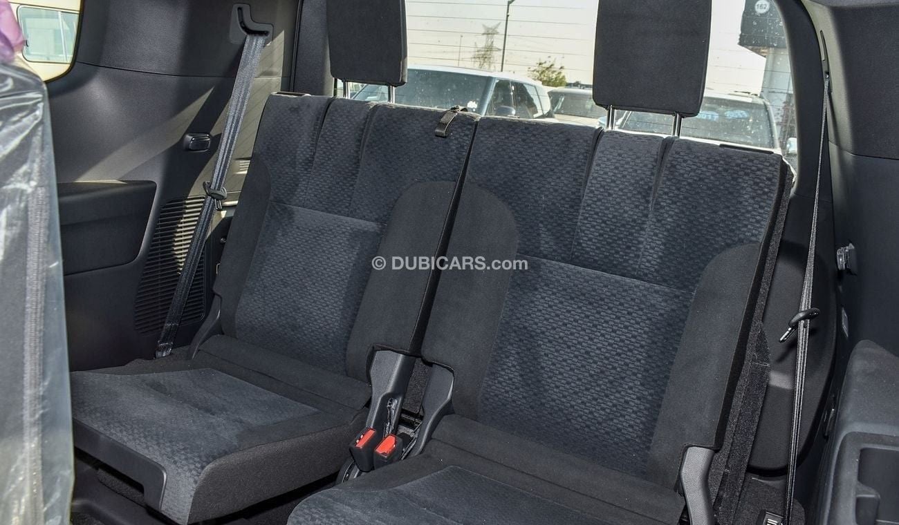 Toyota Land Cruiser Twin Turbo GX.R Fabric Seats Sunroof DVD 7 Seater Alloy Wheels