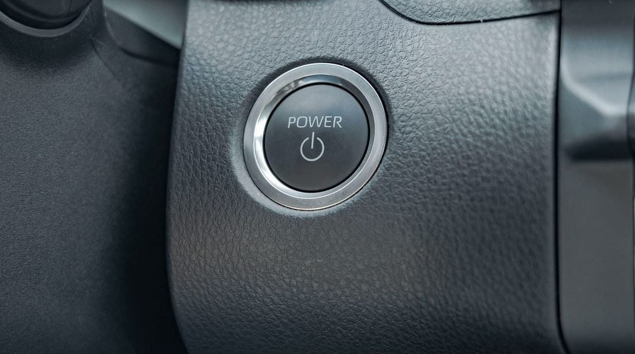 Toyota Camry 2025 Toyota Camry 2.5L LE Hybrid with panorama roof AT