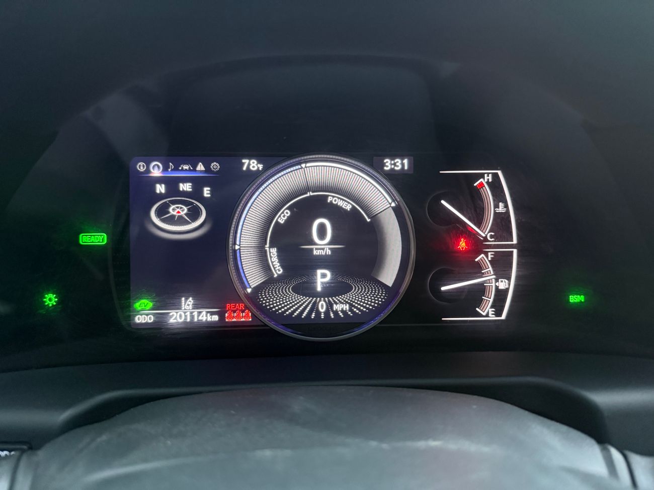 لكزس ES300h full Option 2024 Hybrid