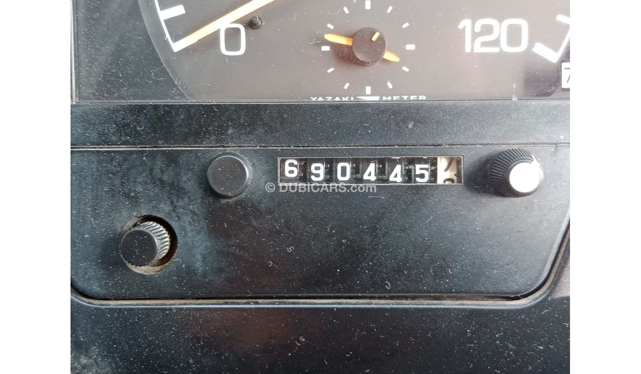 ميتسوبيشي سوبر غريت MITSUBISHI SUPER GREAT RIGHT HAND DRIVE(PM60956)