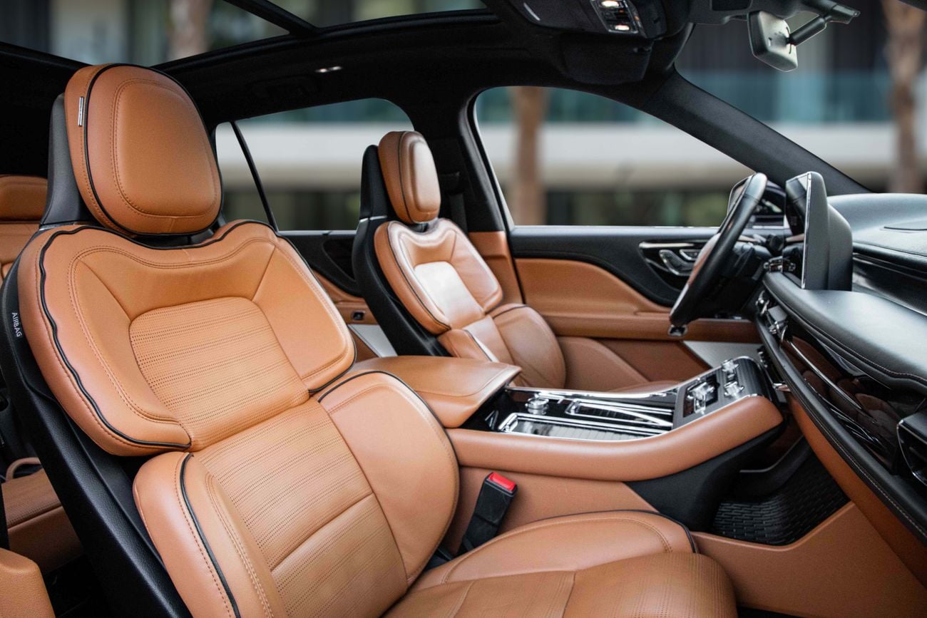 لينكولن أفياتور Aviator Presidential | 3,917 P.M | 0% Downpayment | Excellent Condition!