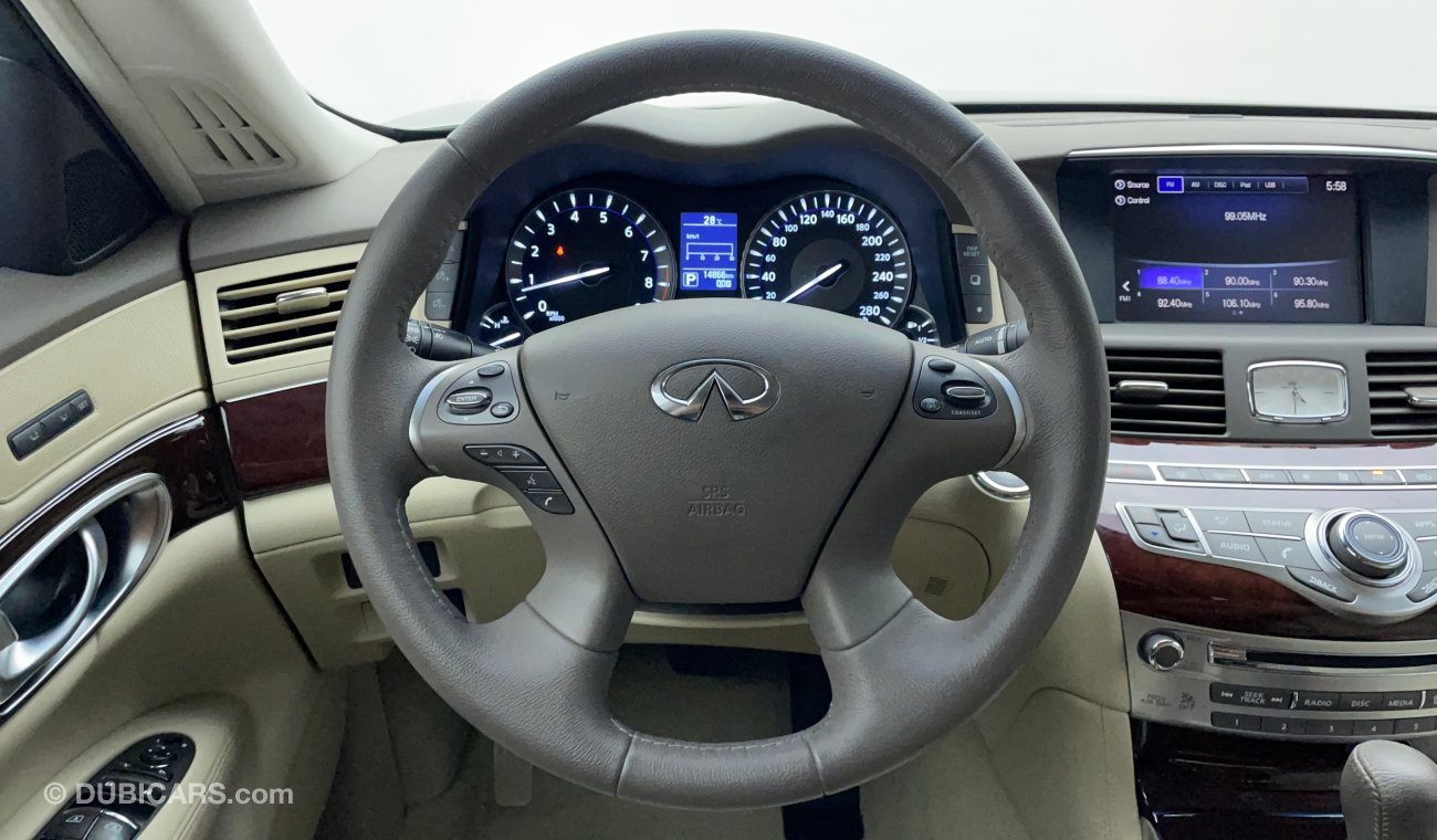 Infiniti Q70 LUXURY 3700