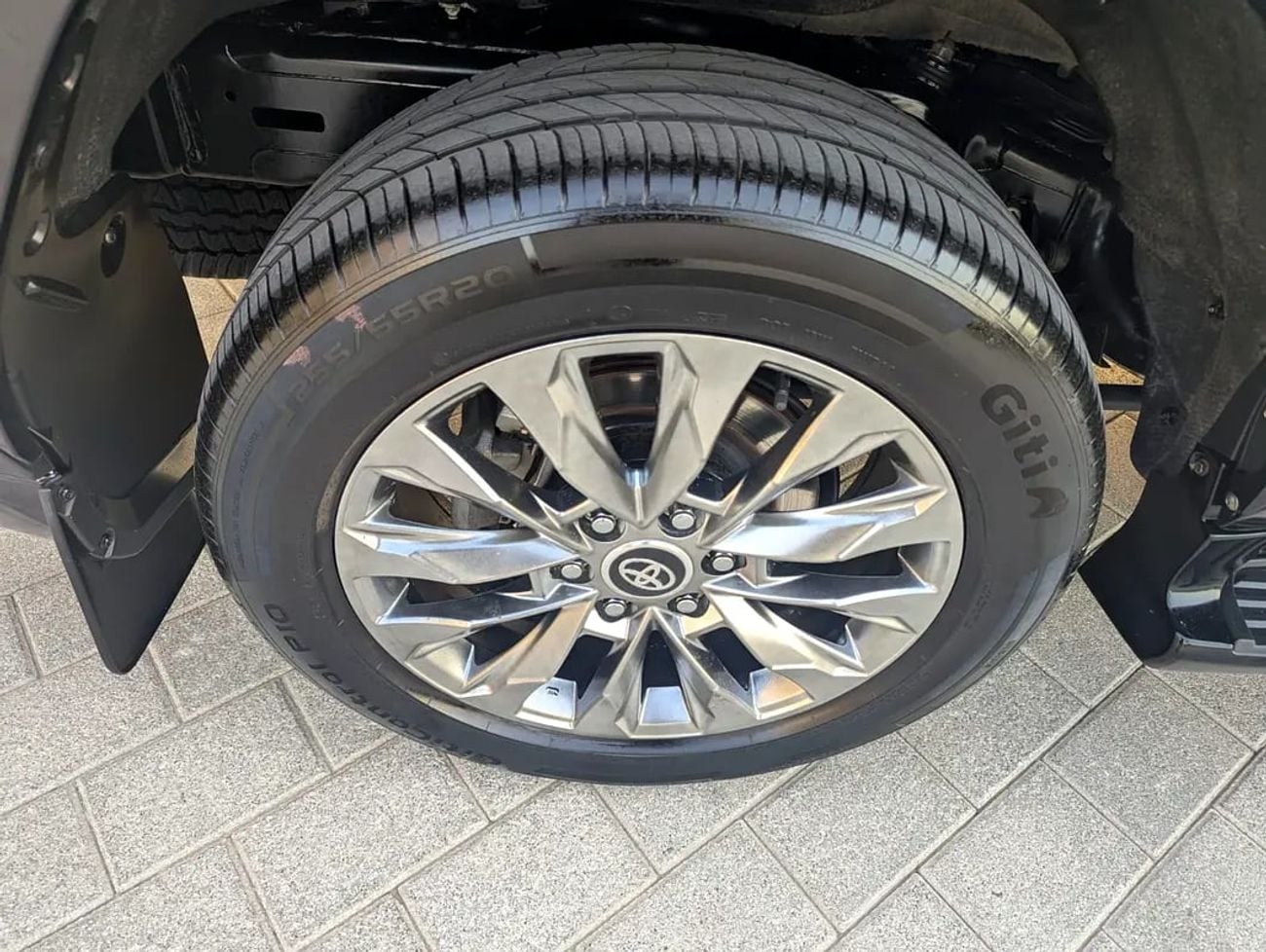 تويوتا لاند كروزر Diesel GXR | GCC Specs | Twin Turbo V6 | Only | Excellent Condition