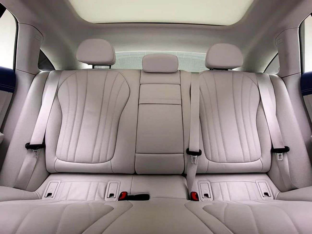 مرسيدس بنز EQE 350+