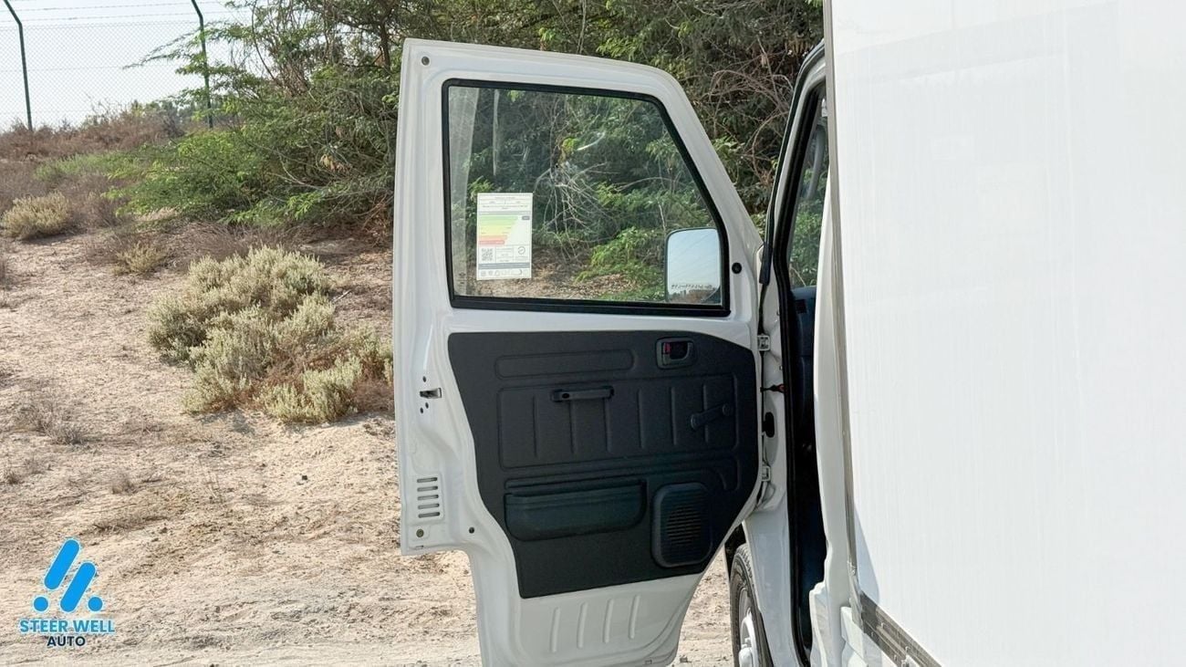 CMC Veryca CH21F 1.5L RWD Pickup with Freezer Box – White, Petrol