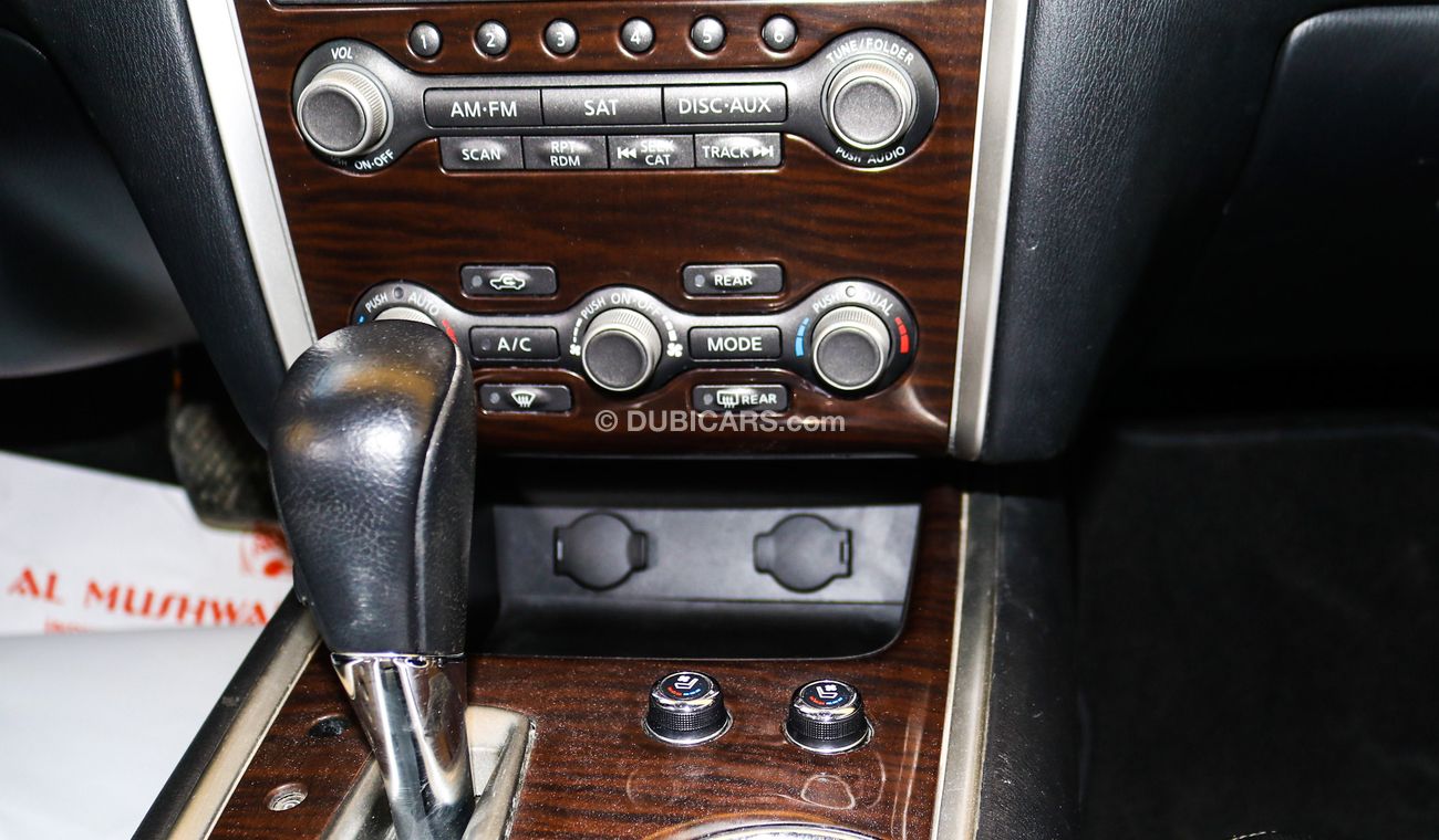 Nissan Pathfinder Platinum