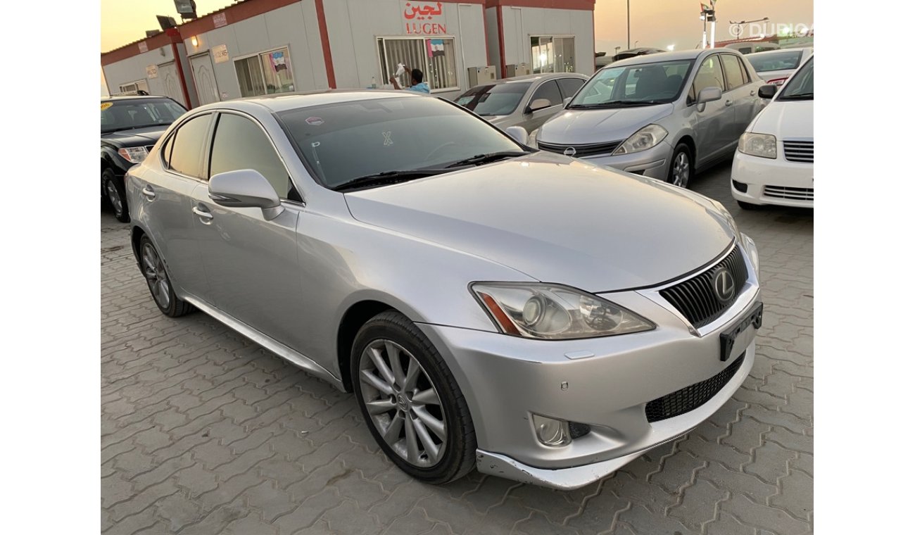 Lexus IS300