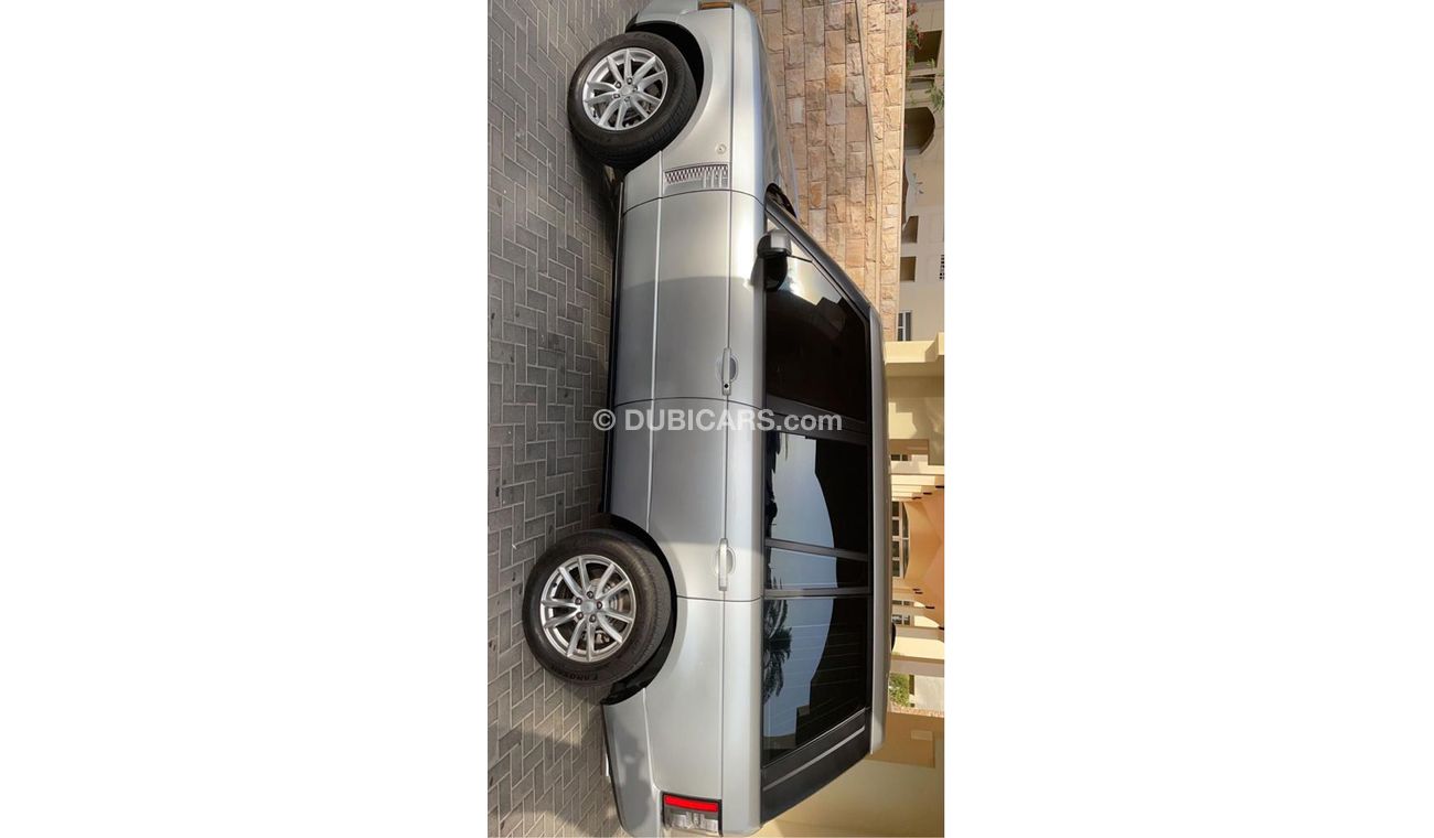 Land Rover Range Rover HSE , 8 cylinder range rover 2008 model
