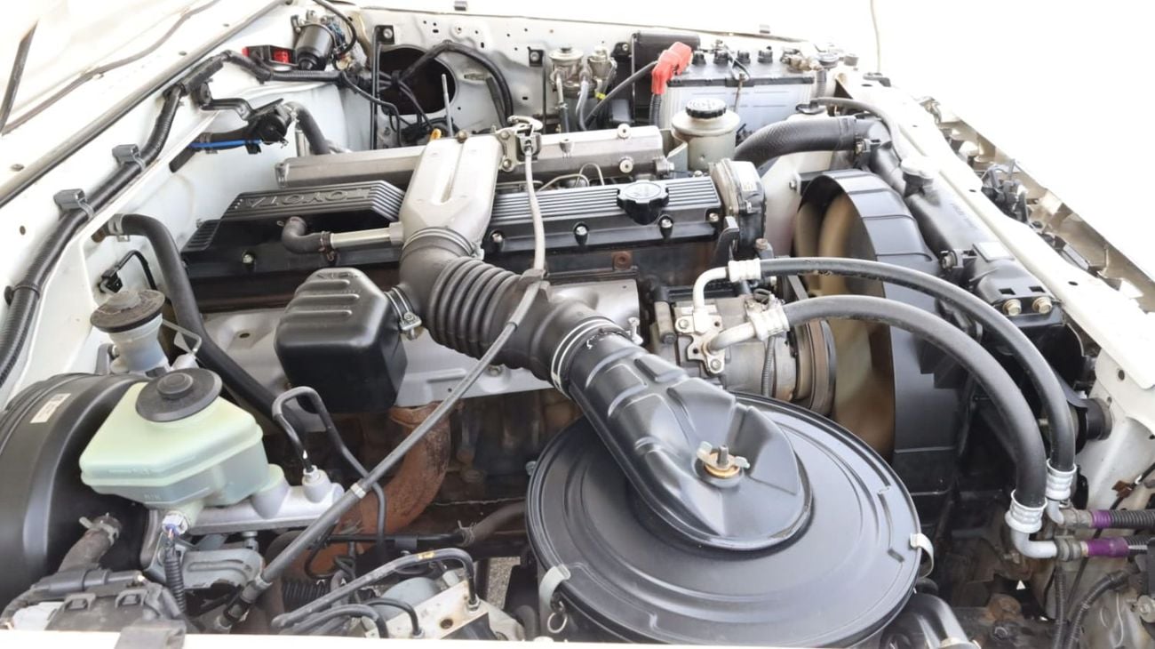 تويوتا لاند كروزر Toyota Landcruiser LC78.  2018 RHD diesel engine