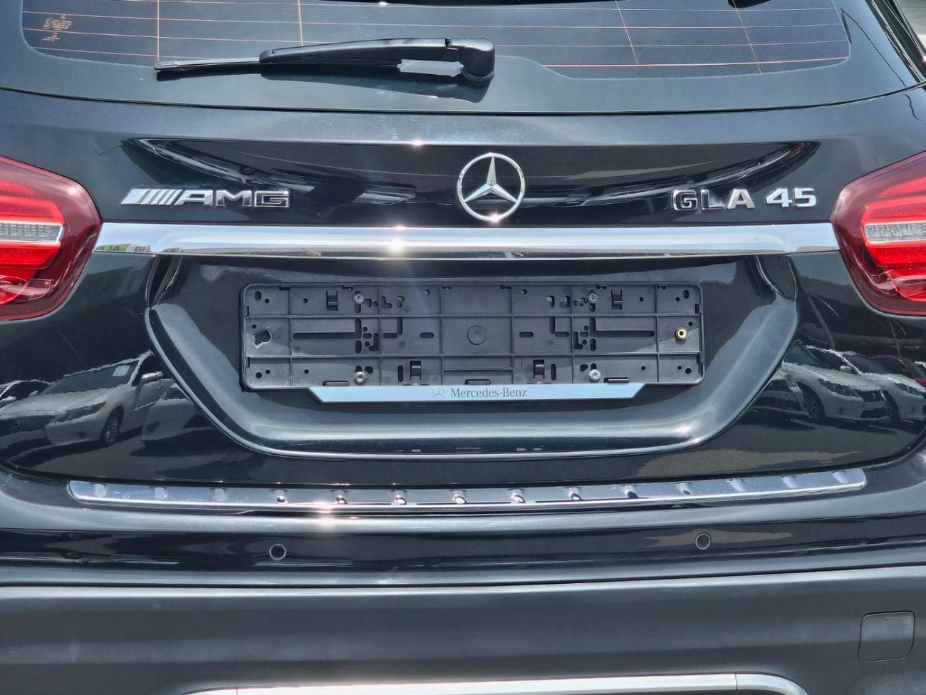 مرسيدس بنز GLA 45 AMG STD
