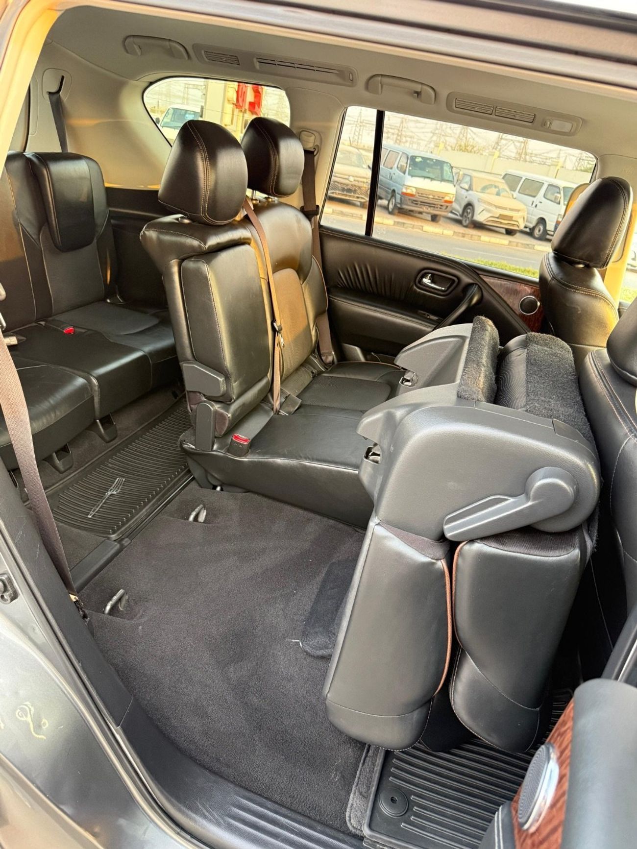 نيسان أرمادا Nissan Armada 4WD SL