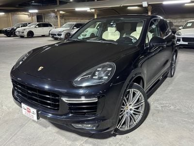 Porsche Cayenne TURBO S | CABRON INTERIOR PACKAGE | PORSCHE SPORTS EXHAUST SYSTEM | SUNROOF