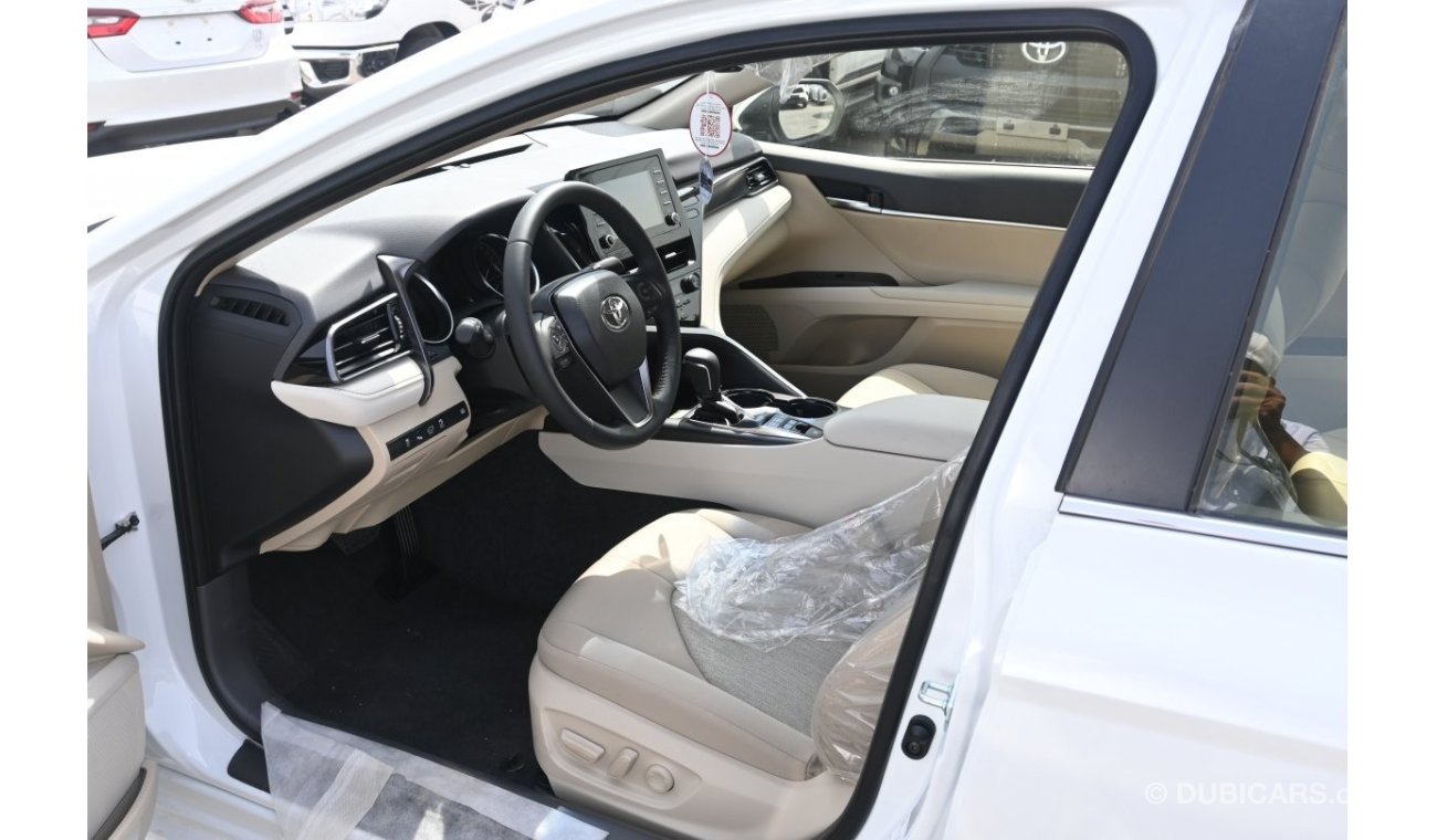 تويوتا كامري TOYOTA CAMRY HYBRID 2.5L 2022 FULL OPTIONS