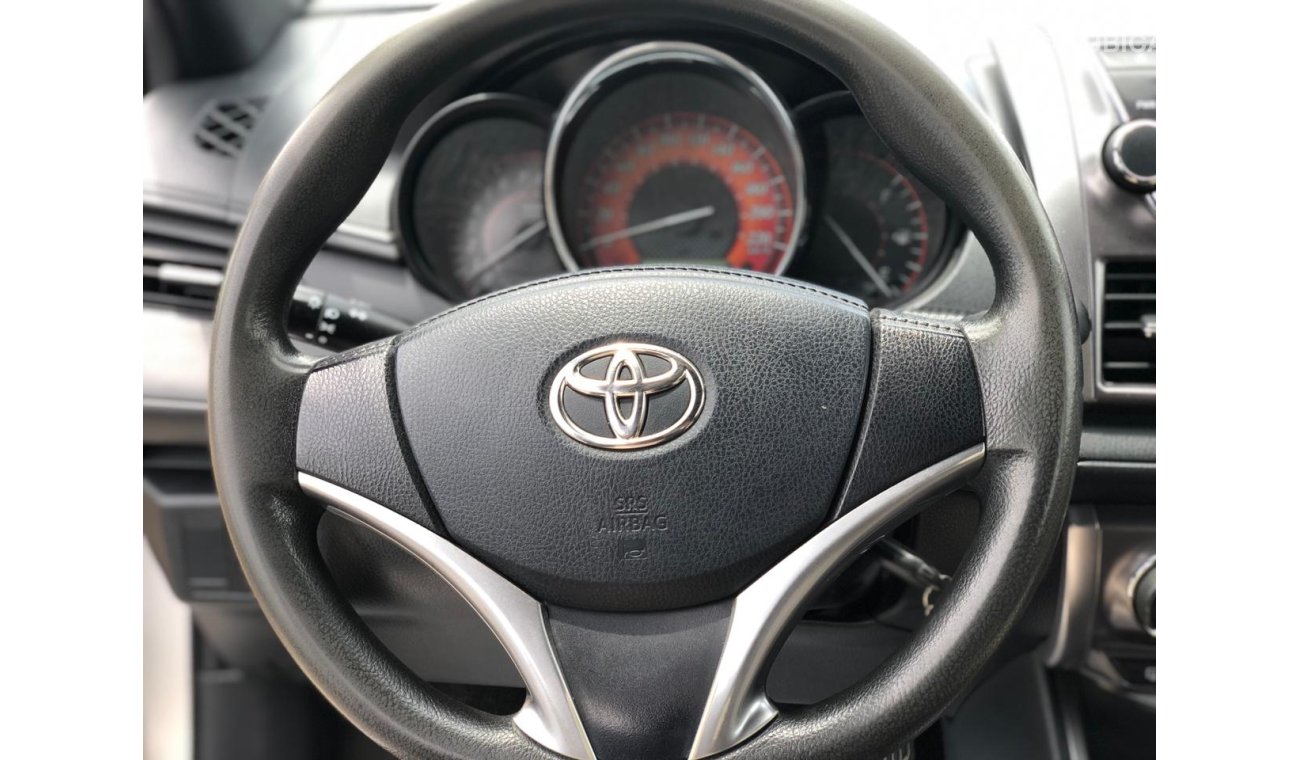 Toyota Yaris E 1.3L, Petrol, Clean Interior and Exterior, MP3, CD-Player. Tuner Audio/Radio, CODE-22171