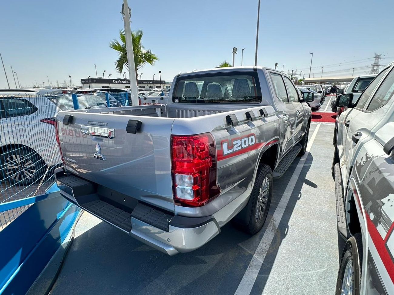 ميتسوبيشي L200 GL Double Cab Diesel A/T 2.4L