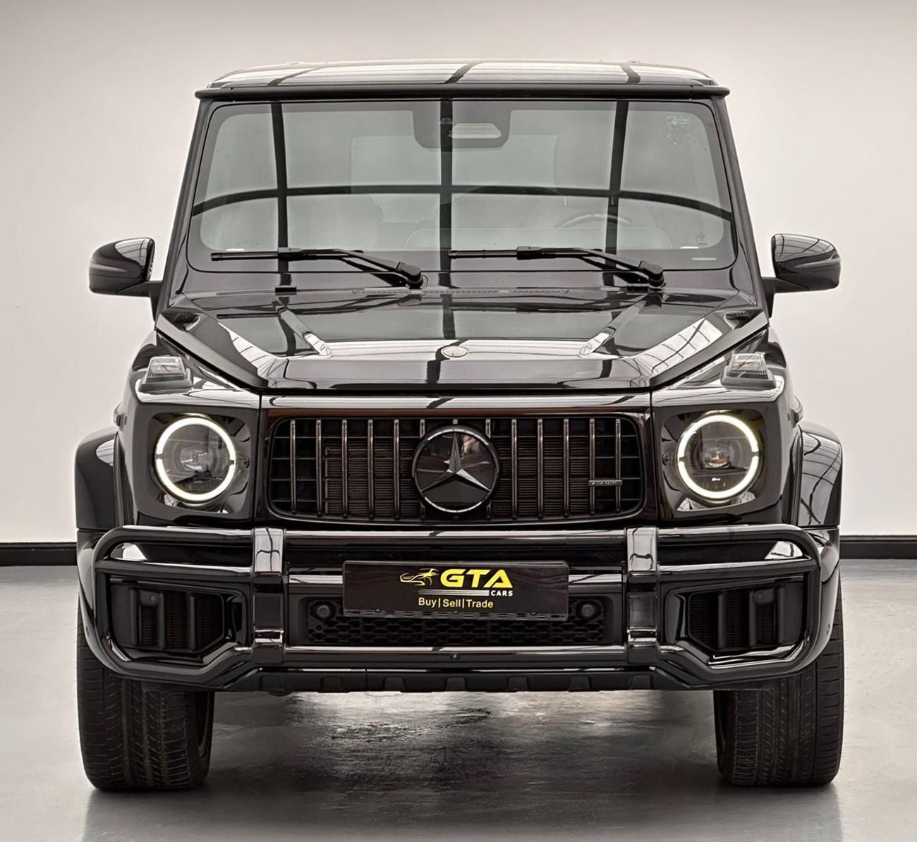 Mercedes-Benz G 63 AMG 2025 Mercedes-Benz G63 AMG Manufaktur Double Night Package, May/2027 Mercedes Warranty, GCC