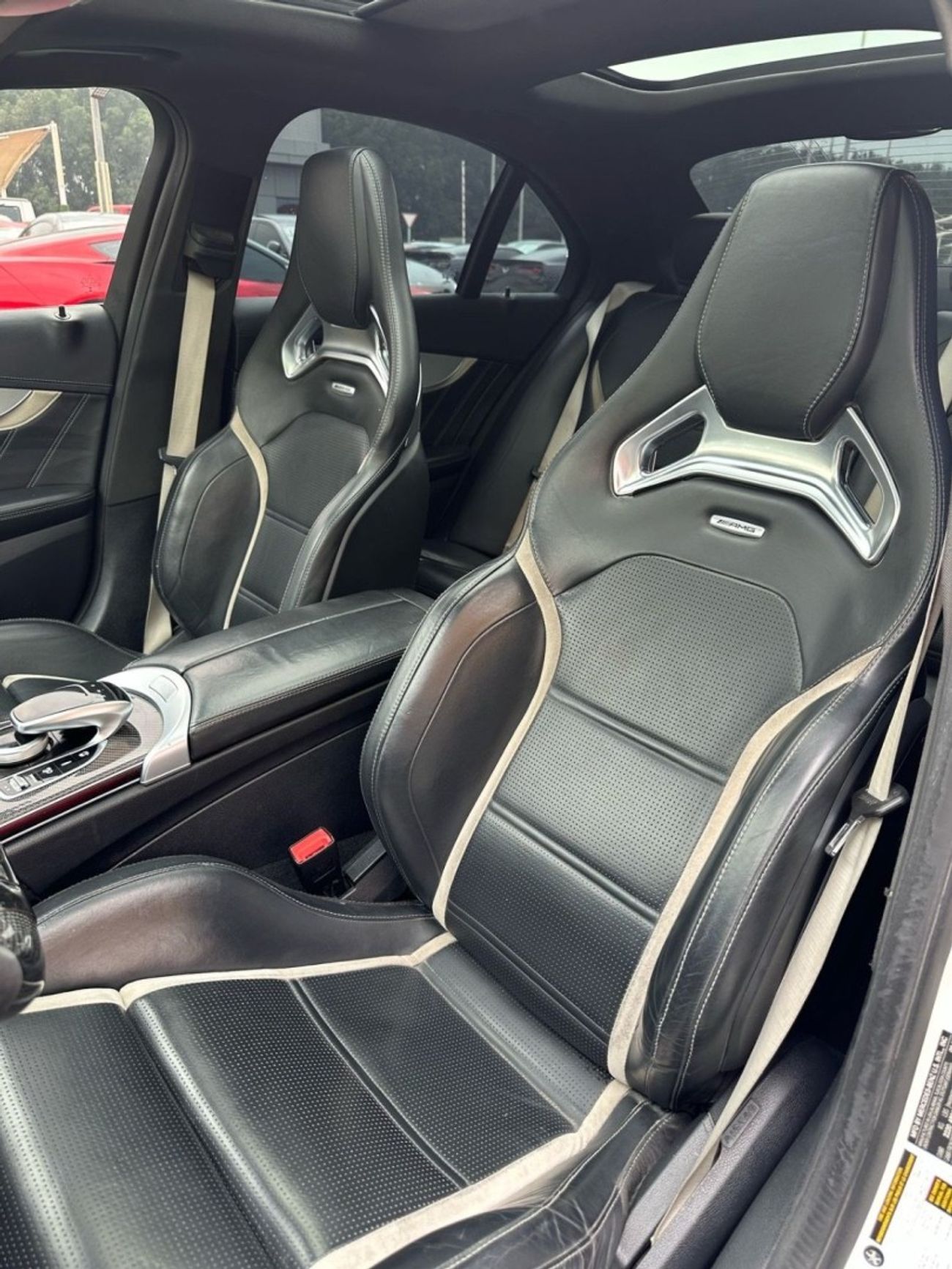 مرسيدس بنز C 63S AMG Std 4.0L Sedan