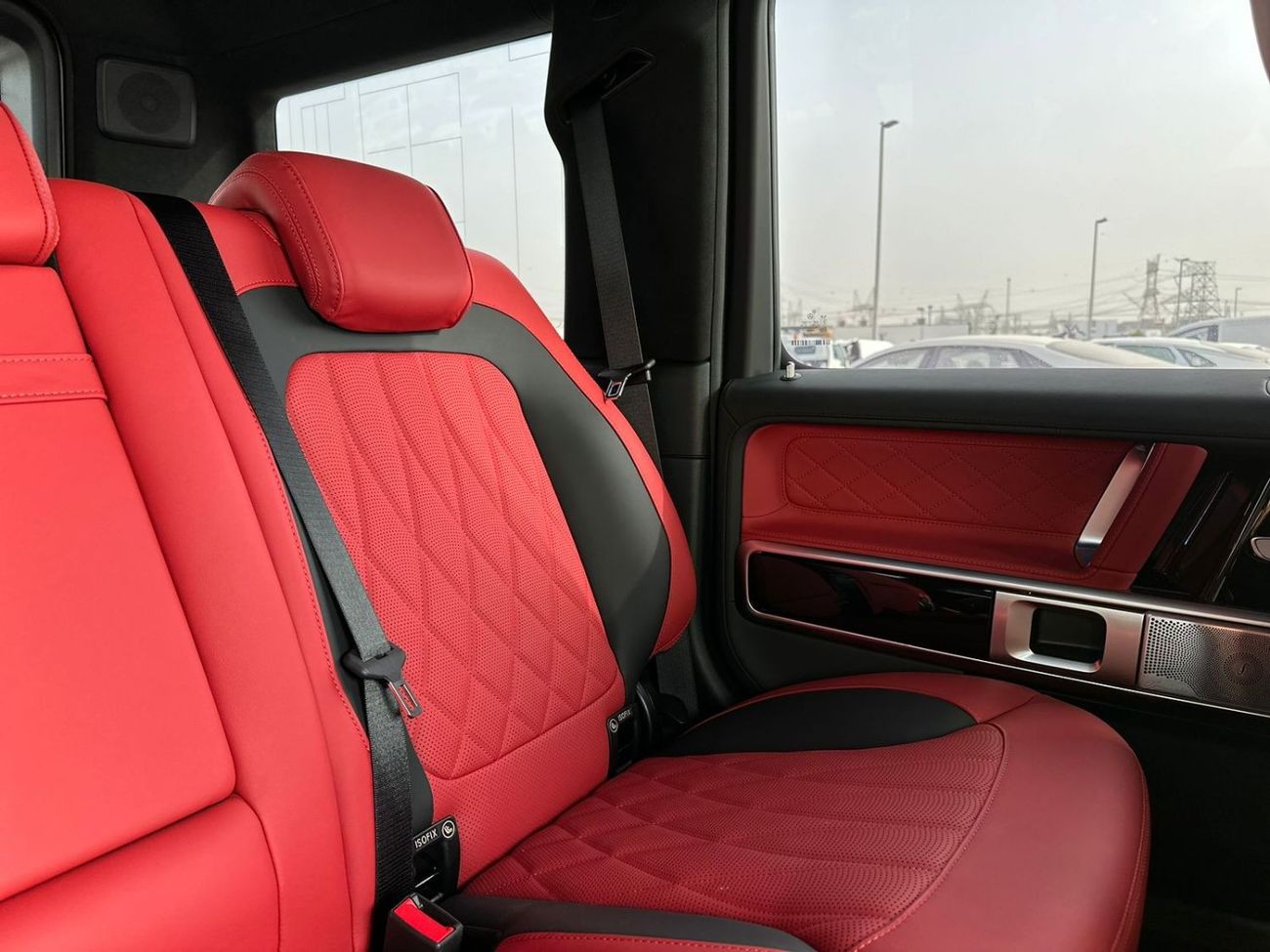 Mercedes-Benz G 63 AMG Premium + MERCEDES BENZ G63 AMG 2022