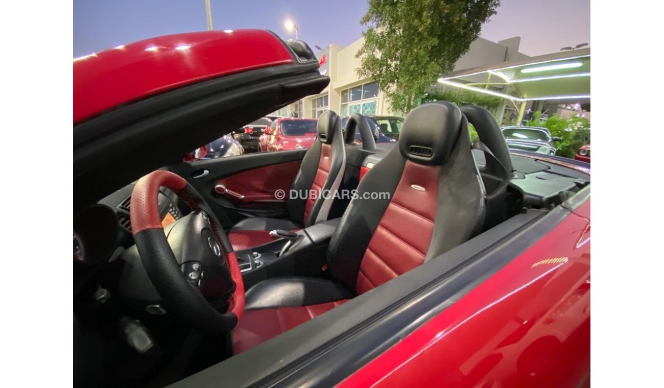 Mercedes-Benz SLK 55 AMG Mercedes Benz SLK 55 AMG, convertible, GCC, in perfect condition
