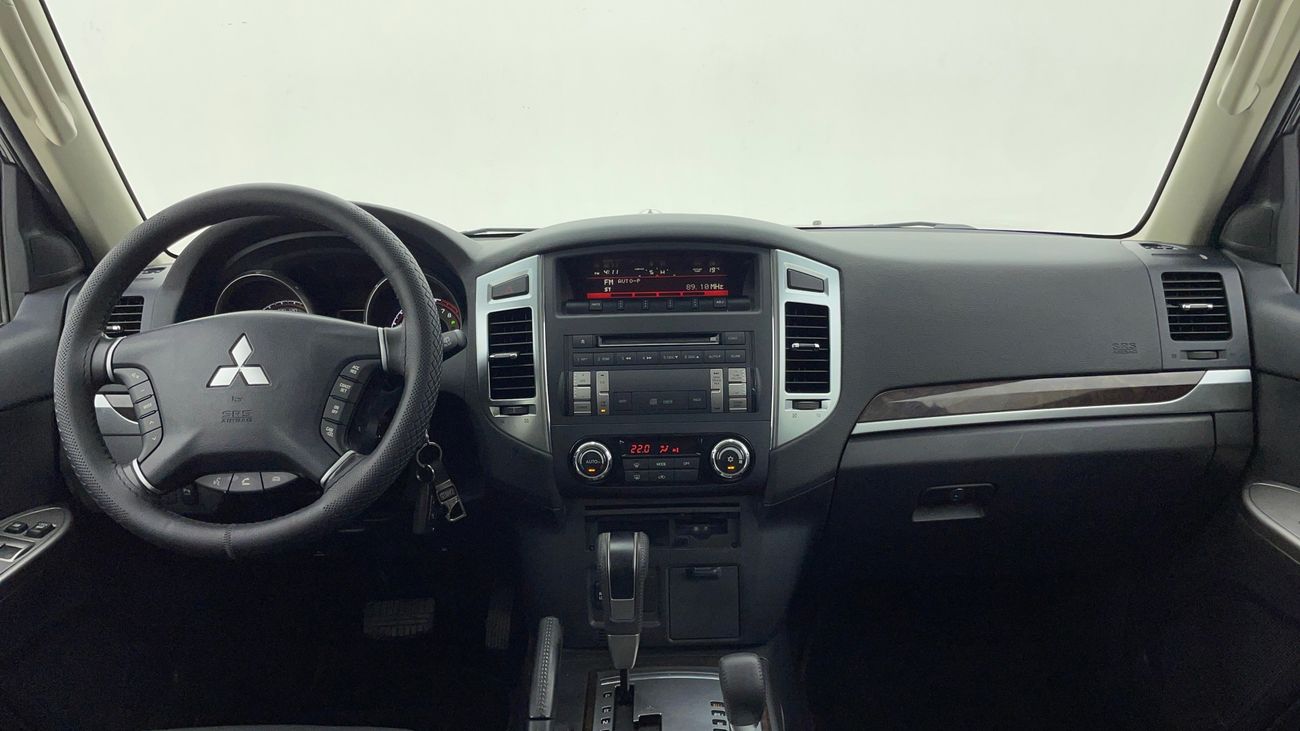 ميتسوبيشي باجيرو GLS HIGHLINE 3.8 | بدون دفعة مقدمة | اختبار القيادة في المنزل