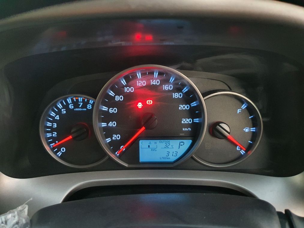 تويوتا راف ٤ Right hand drive Brown 2016