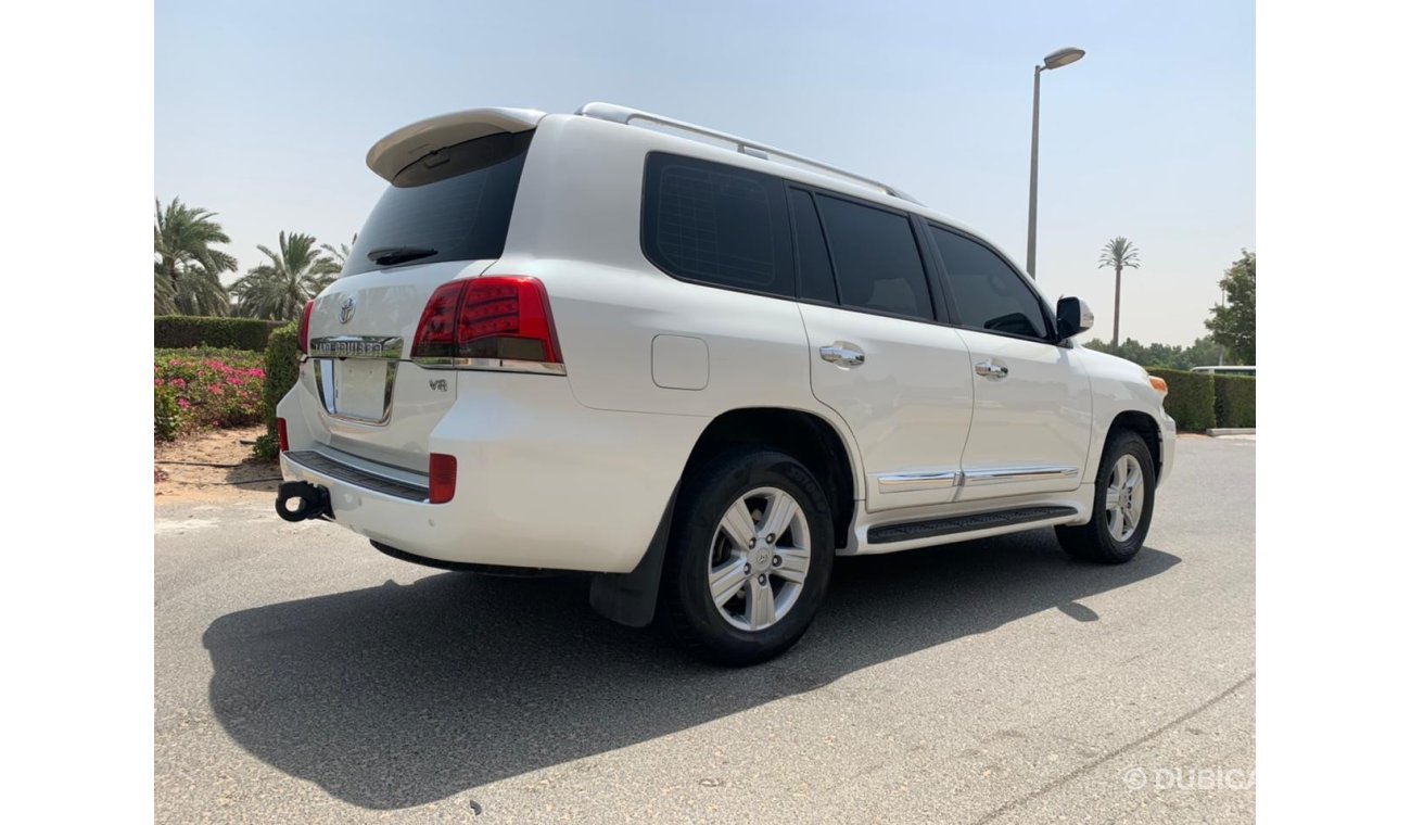 Toyota Land Cruiser Toyota landcruser GXR model2013 V8 g cc full options  km 208,000 pricce 93,000 m00971545994592