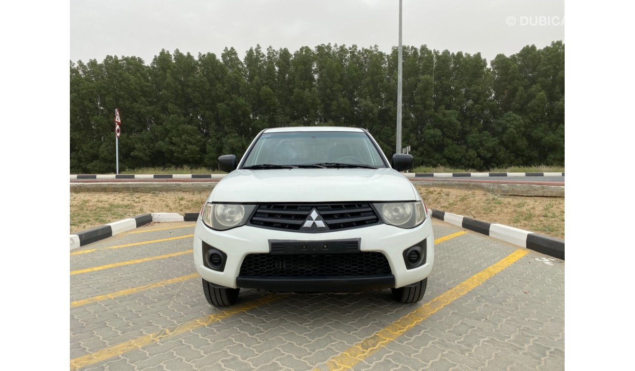 Mitsubishi L200 2013 4x2 Ref#122