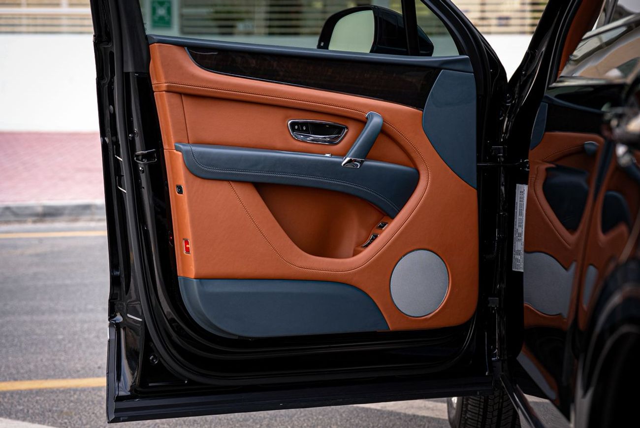 بنتلي بينتايجا Bentayga 4.0T