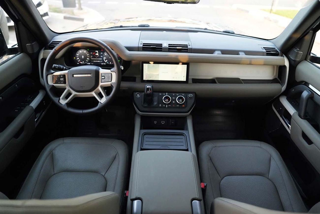 لاند روفر Defender 110 S P300 LAND ROVER DEFENDER 110 P300