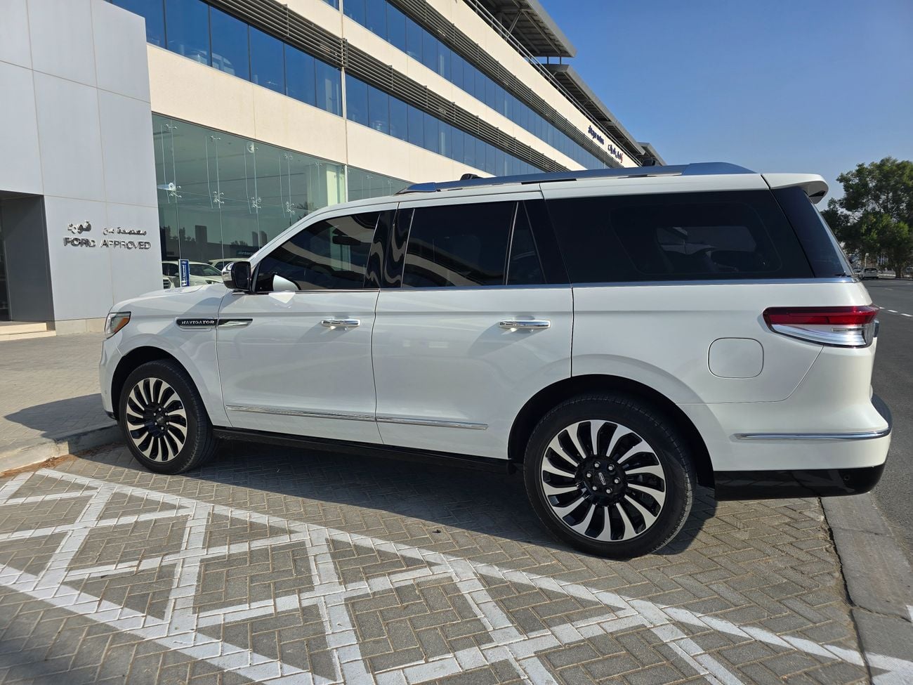 Lincoln Navigator Presidential 3.5L