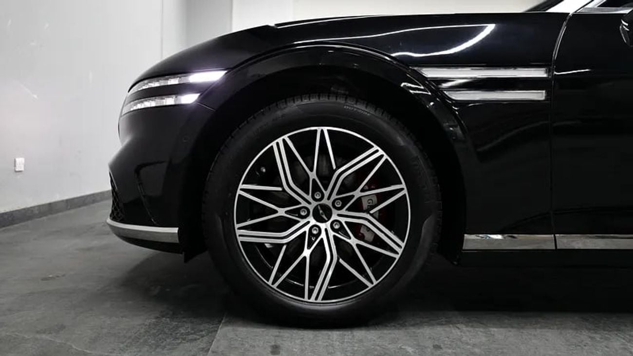 Genesis G90 | 2,950 Monthly | Free Insurance + Registration | Under Warranty Till Ref#U031911