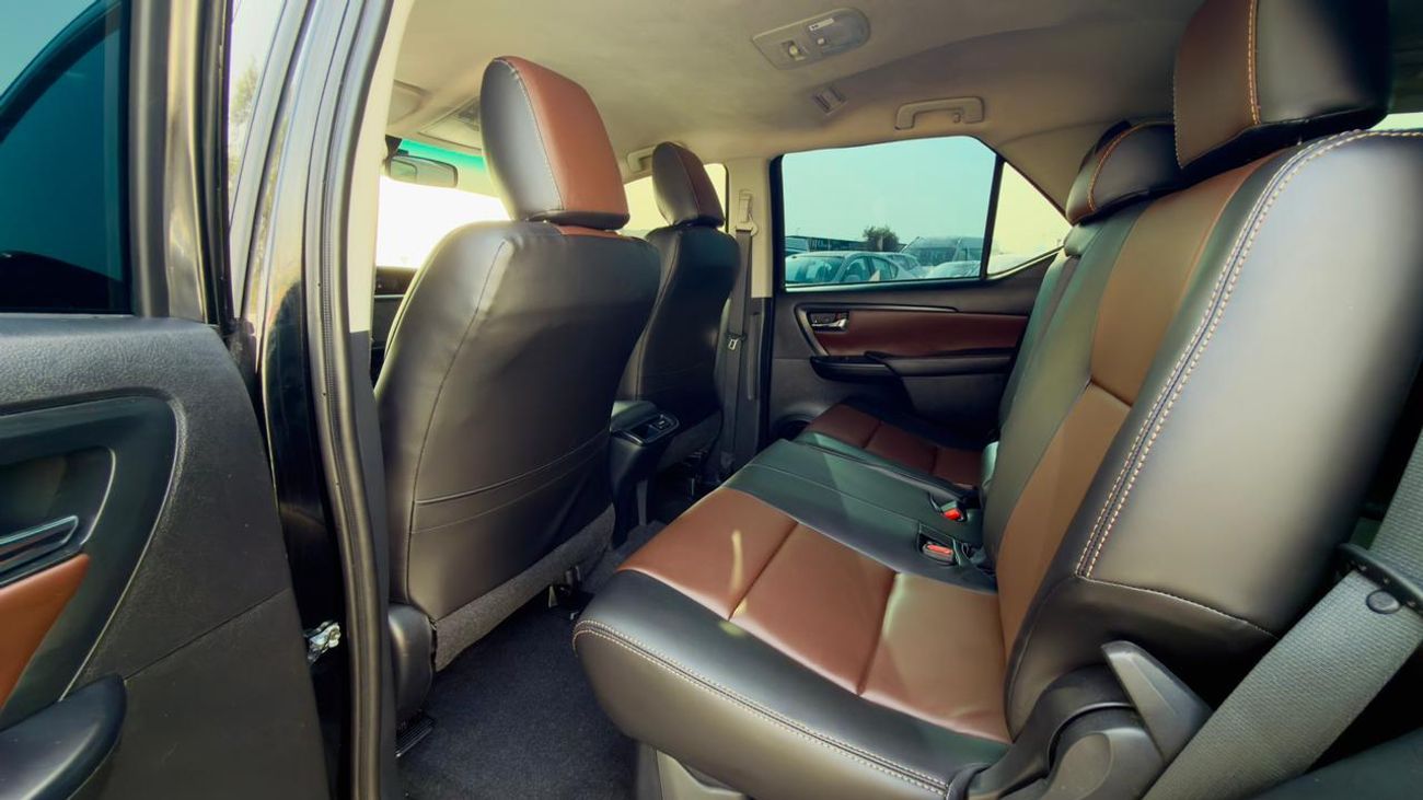 Toyota Fortuner 2024| 2.8L DIESEL ENGINE | AT | RHD | PUSH START ENGINE | PREMIUM LEATHER SEATS | CRUISE CONTROL | P