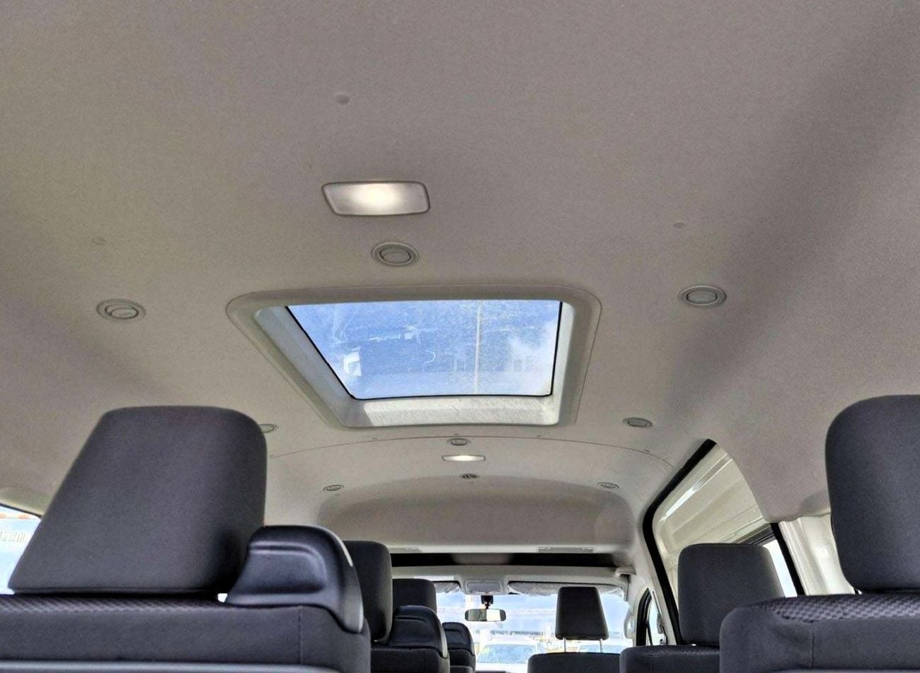 Toyota Hiace GL Toyota Hiace High roof Black pumber 2.8l Diesel M/T with MoonRoof White color 2026 Model