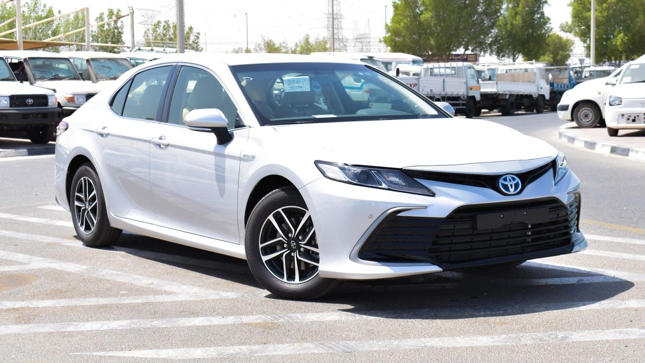 Toyota Camry LE | 2.5L | Hybrid | 2022 | For Export Only