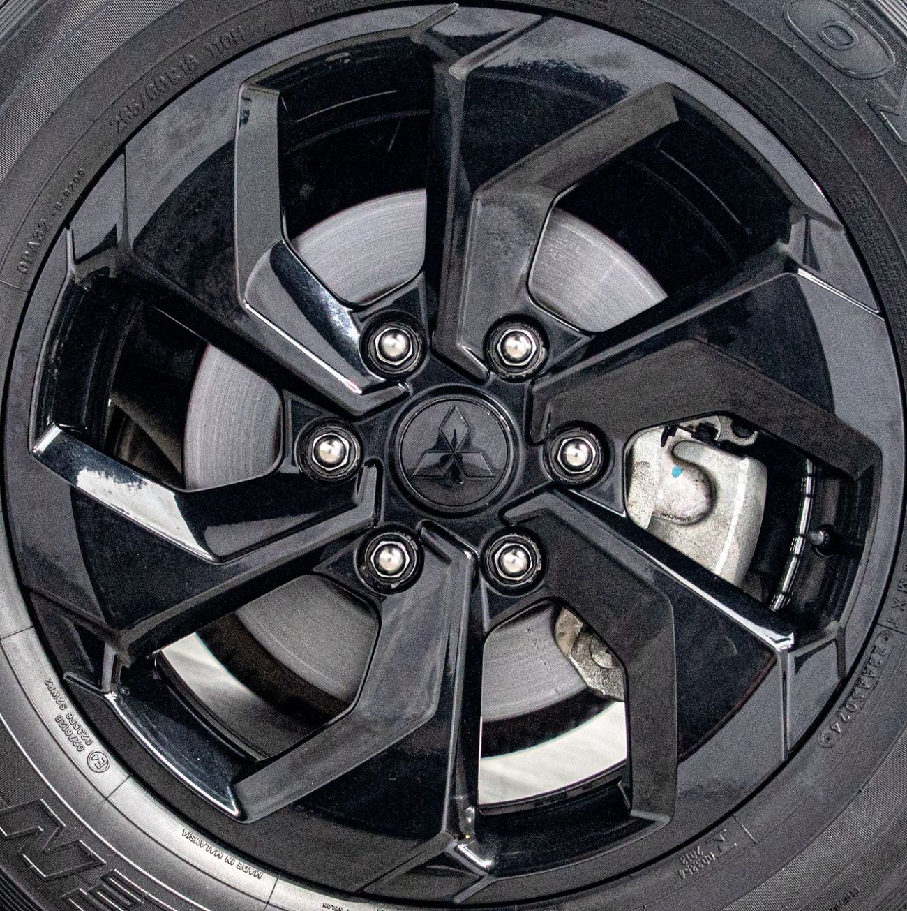 Mitsubishi Montero Sport