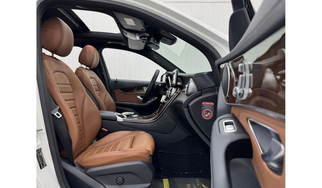 Mercedes-Benz GLC 250 4MATIC 2.0L 2016 Mercedes Benz GLC250 AMG 4MATIC, Service History, Excellent Condition, GCC Specs