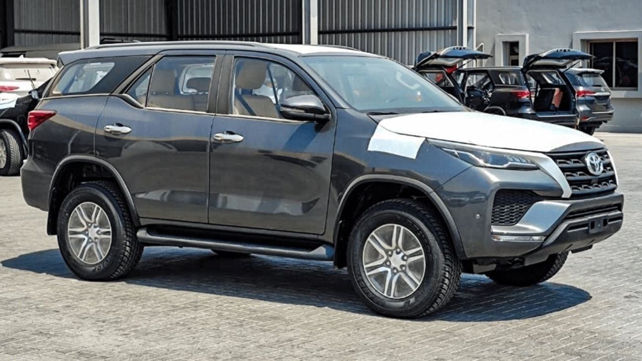 Toyota Fortuner EXR TOYOTA FORTUNER 2.7L 4WD PETROL 2025