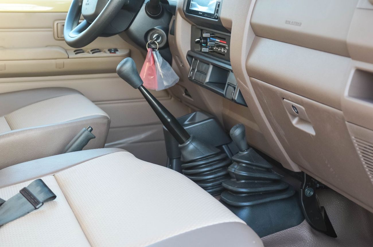 تويوتا لاند كروزر بيك آب TOYOTA LAND CRUISER 79 2.8L DC MT PICKUP 2025