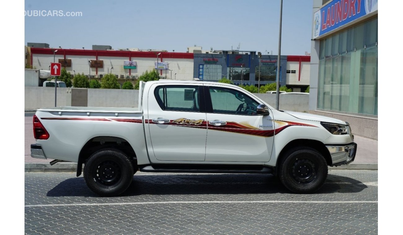 تويوتا هيلوكس TOYOTA HILUX 2.8L MANUAL 4WD MODEL 2023 GCC SPECS FOR EXPORT ONLY